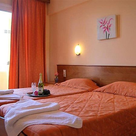 Louisa Apartments Сидарион Экстерьер фото